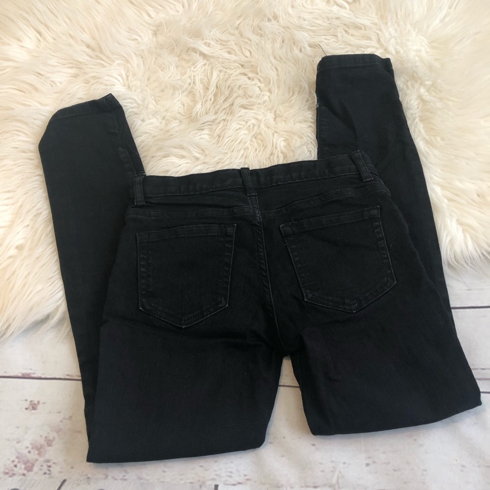 ✨The children’s place super skinny jeans✨ - Picture 2 of 6